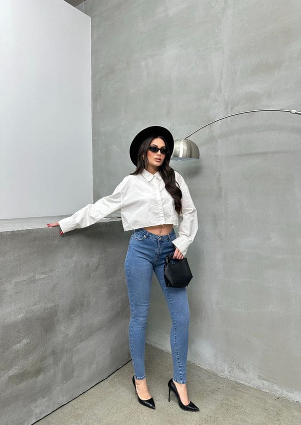 "Tetouan Jeans is a modern fashion brand blending authentic Moroccan craftsmanship with contemporary denim styles, offering unique and high-quality pieces