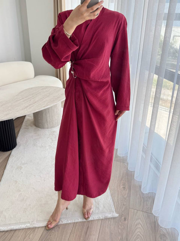 "Elegant dress with a flattering fit and soft fabric — simple yet chic."
